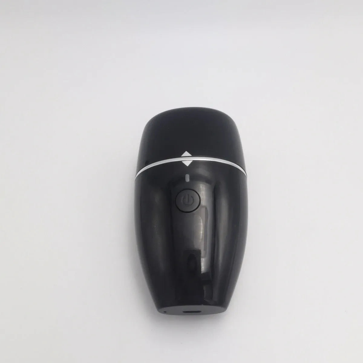 Electric silicone lip plumper device with 3-speed adjustment in black, USB rechargeable