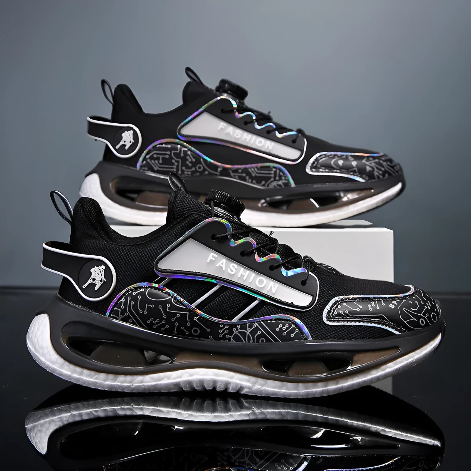 Men's low-top mesh sports shoes in black with an elastic band across the instep and a textured popcorn TPU sole.