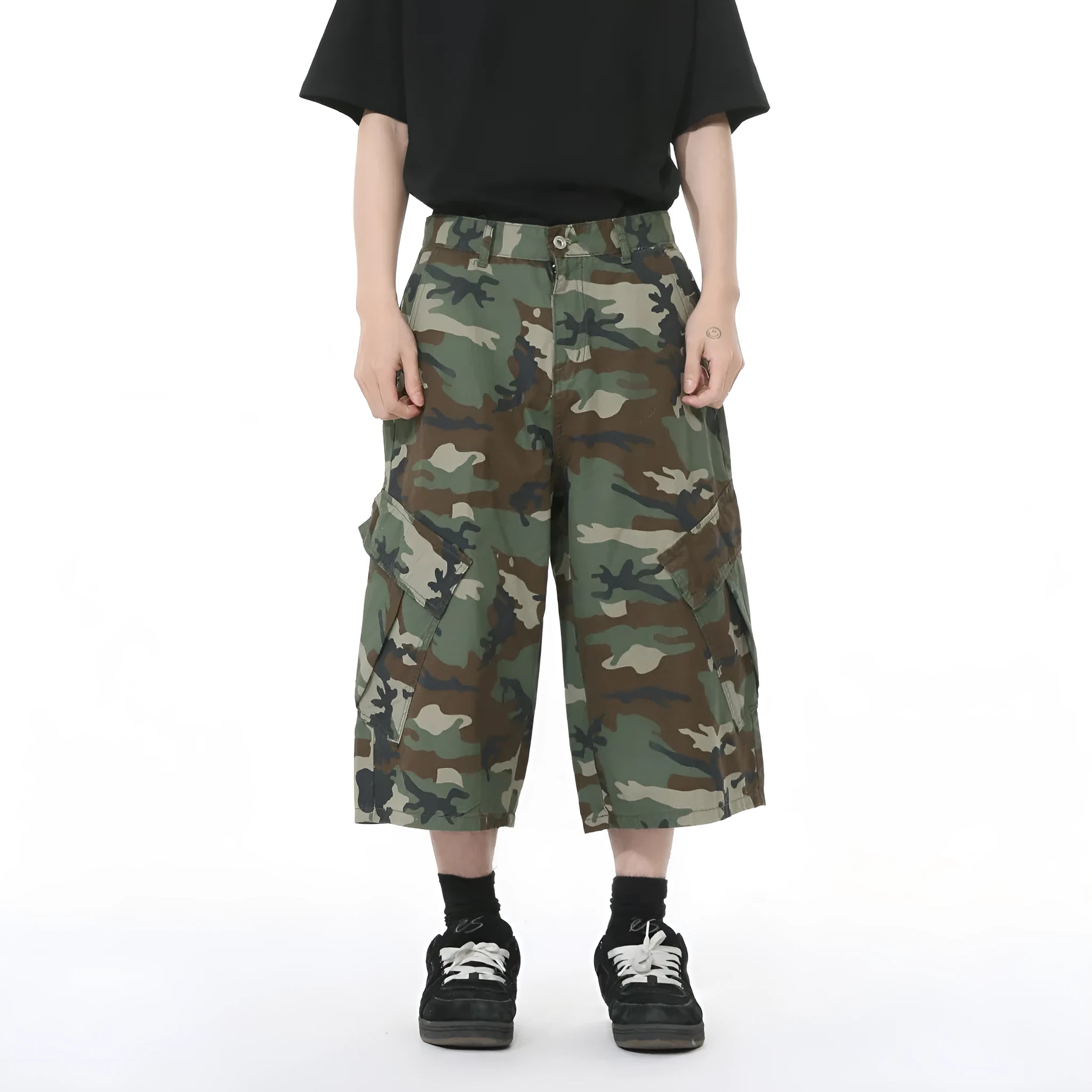 Men's cotton camouflage jeans with side stitching and wide leg loose fit