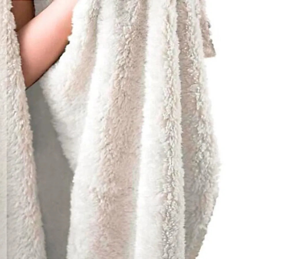 Round flannel burrito blanket 280Gsm in soft microfiber fleece with tortilla wrap design