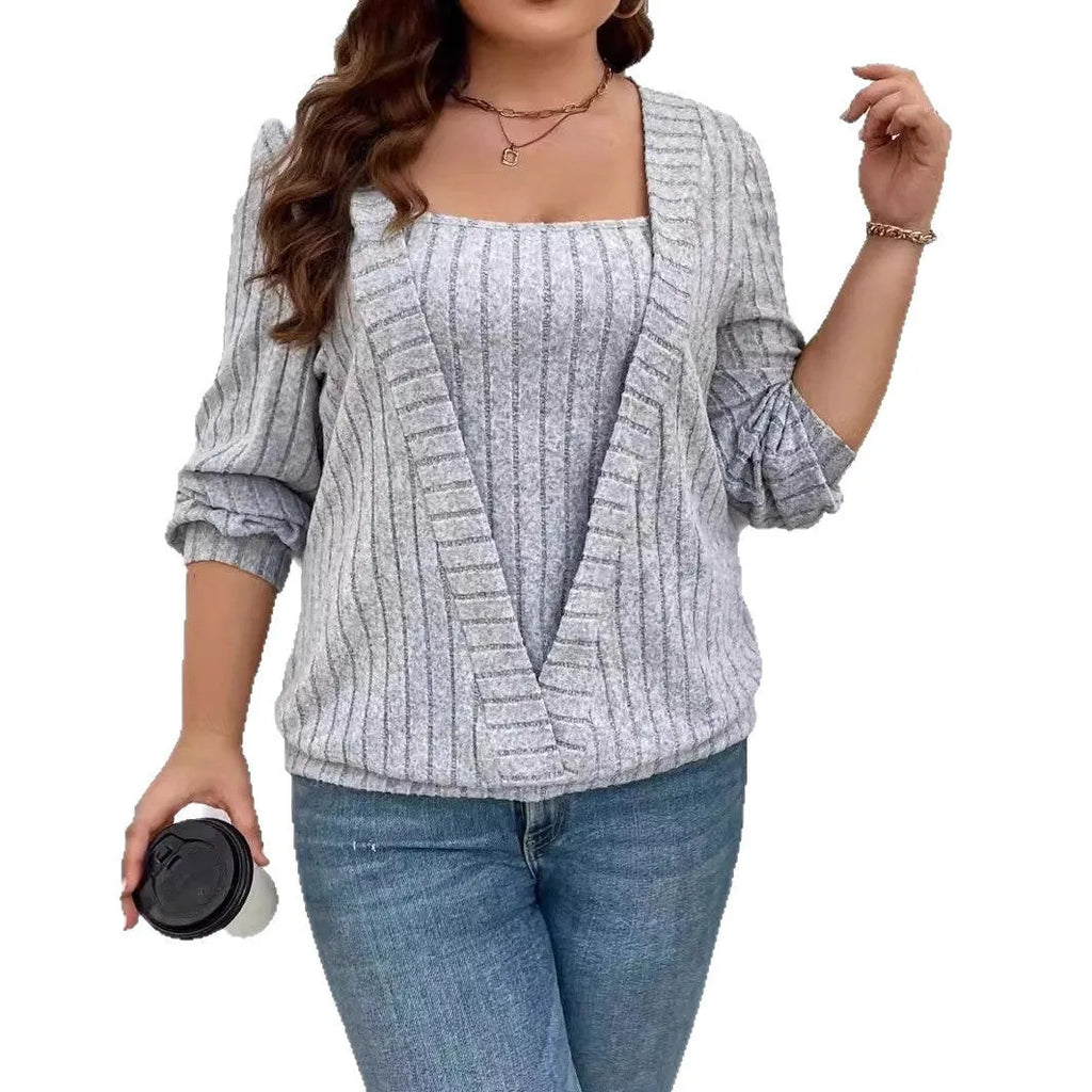 Solid colour rib knit V-neck false two-piece suit with long sleeves in loose fit.