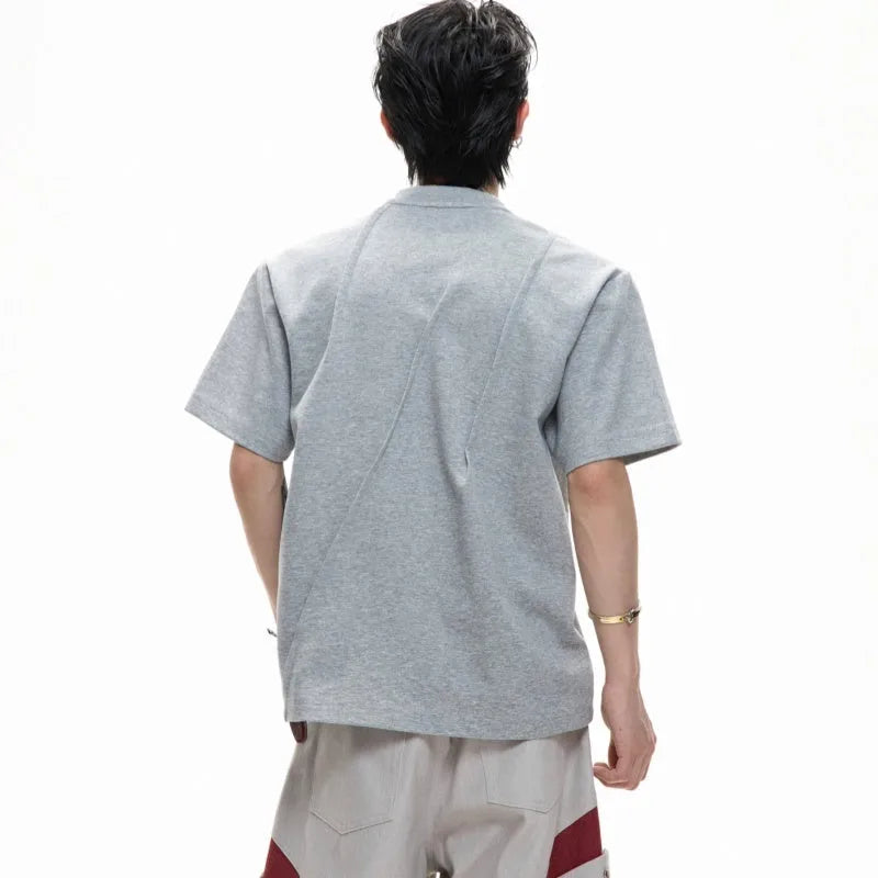 Men's loose fit cotton T-shirt with three-dimensional pleating in round neck style