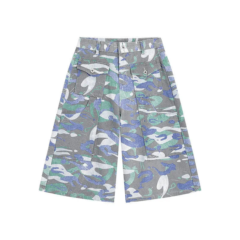 Camouflage cotton cargo trousers with straight leg cut and cropped length for summer wear