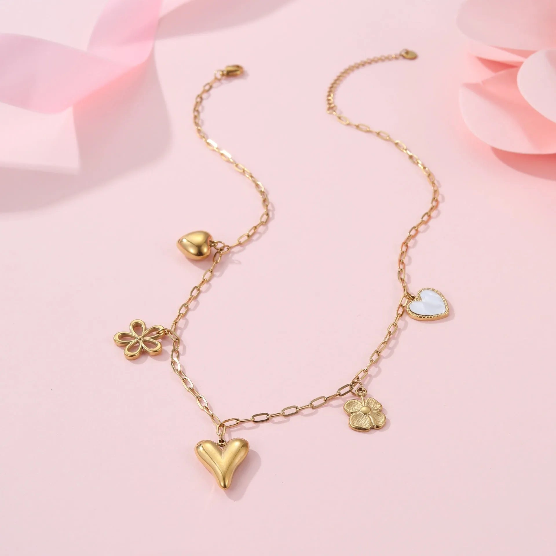 Stainless steel necklace with geometric sun pendant on adjustable 41-50cm chain, 18K gold plated finish