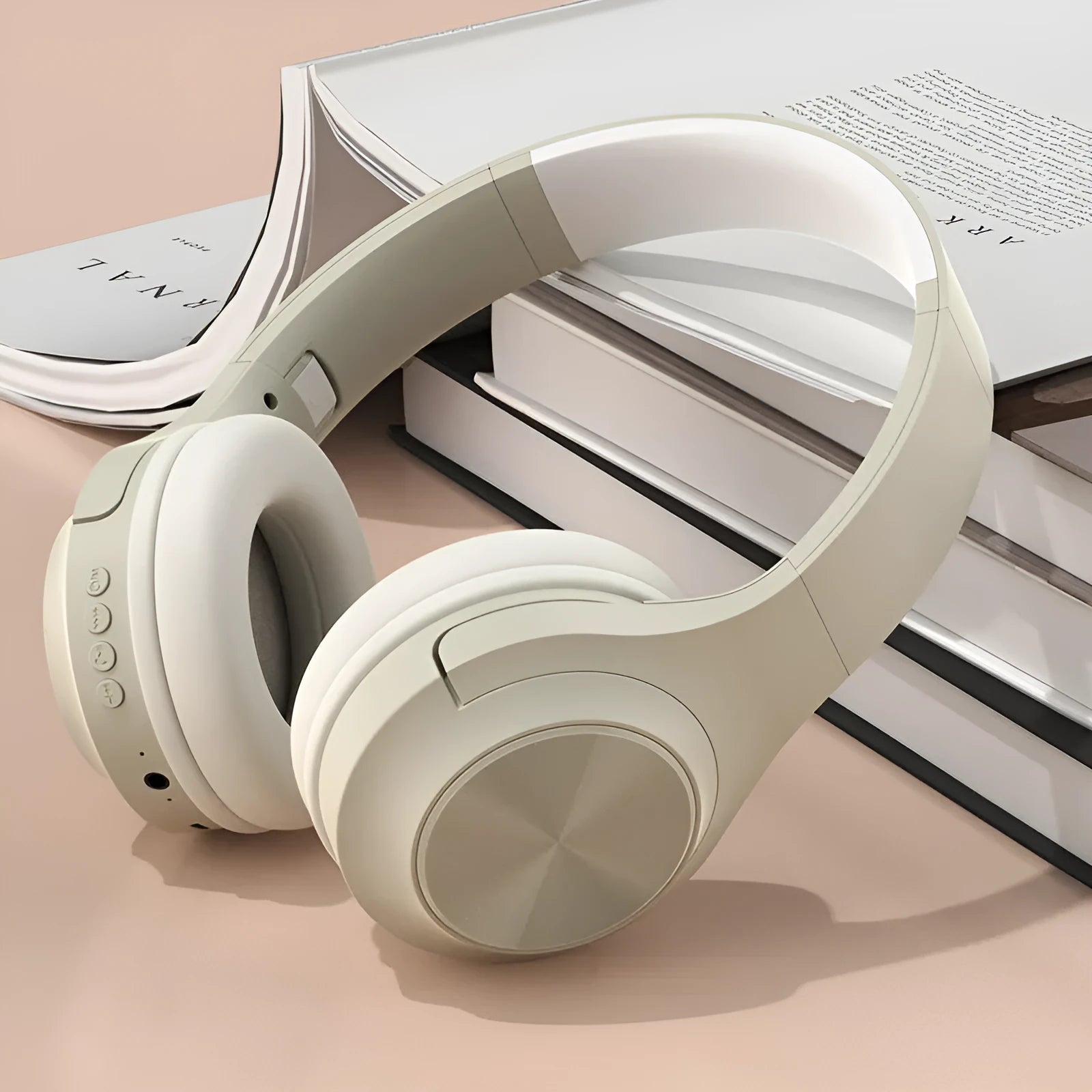 Personalised wireless Bluetooth headset in Ivory White, Chalk Black or Youth Green colour with head-mounted design