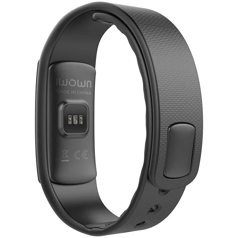 I6 smart sports bracelet with black TPU wristband and 0.96-inch touch screen displaying fitness metrics