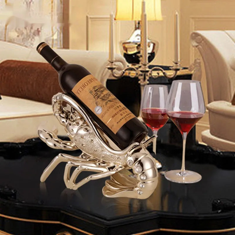 Lobster-shaped wine rack ornament in rose gold or elegant silver colour