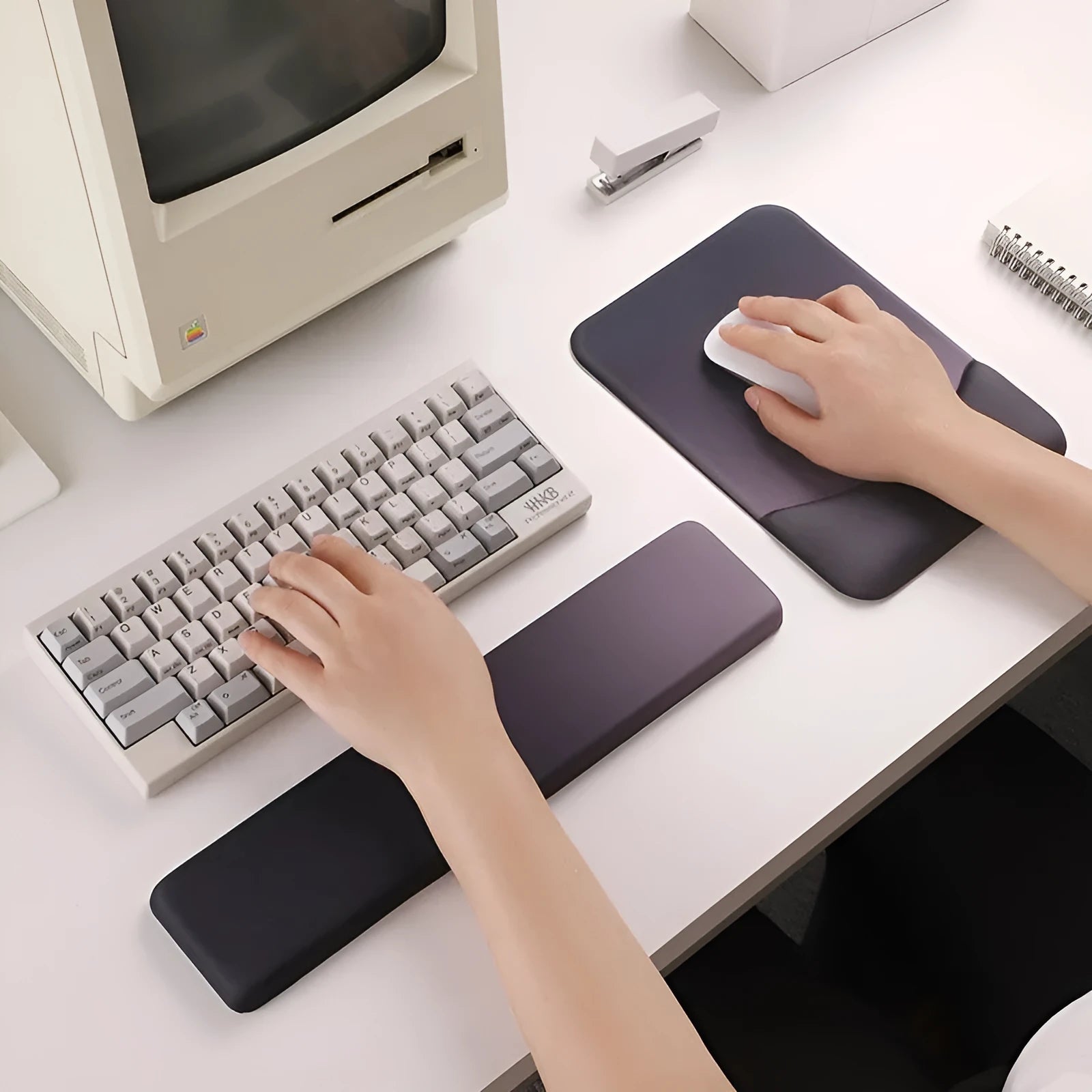 Square silica gel wrist rest mouse pad with cloth surface in colour pattern options