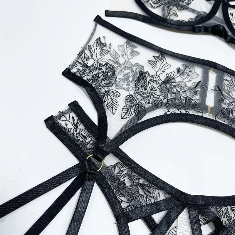 Black women's lace mesh floral print three-piece clothing set with top, pants and waist ring