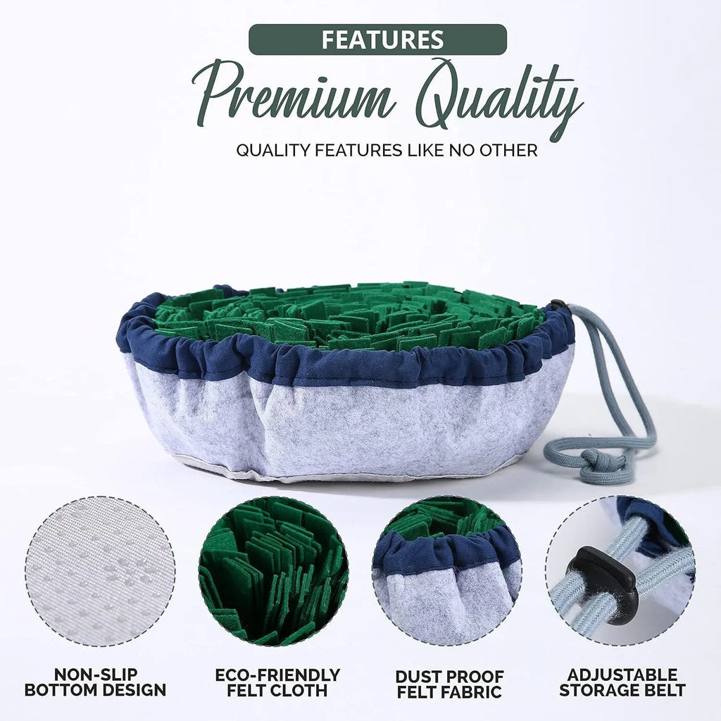 Adjustable fleece snuffle mat for dogs in blue, with non-slip base, 30cm diameter, for slow feeding and mental enrichment