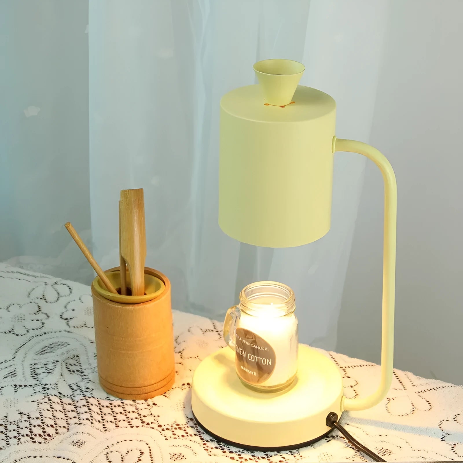 European-style metal aromatherapy wax lamp with dimmer switch in white or yellow finish