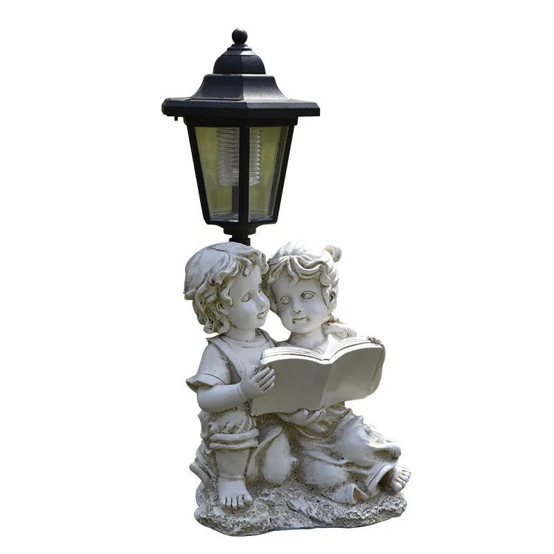 Hexagonal solar garden lamp in American country style with animal figurine decoration