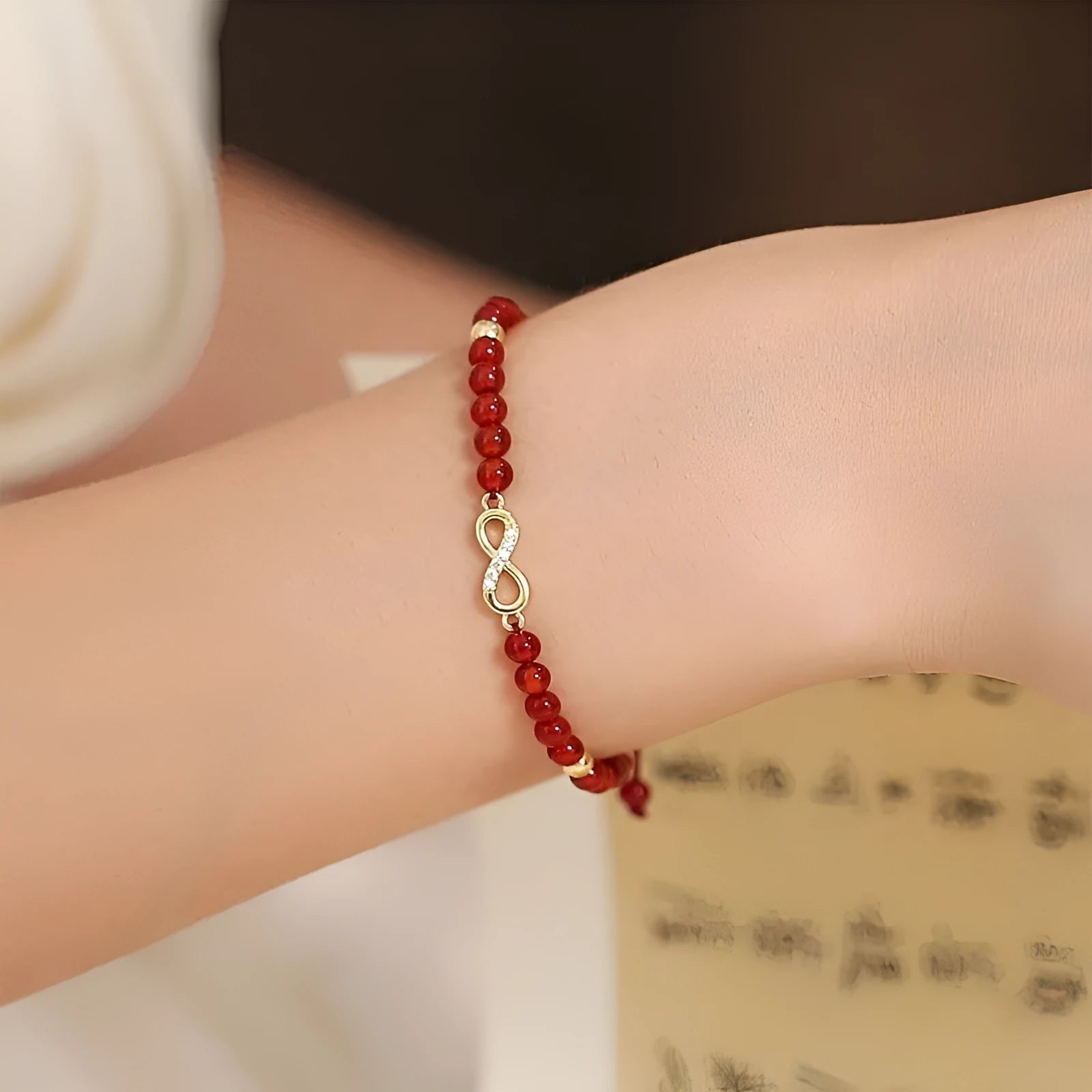 Natural red agate diamond beads hand-woven bracelet unisex ethnic style with lucky bag charm