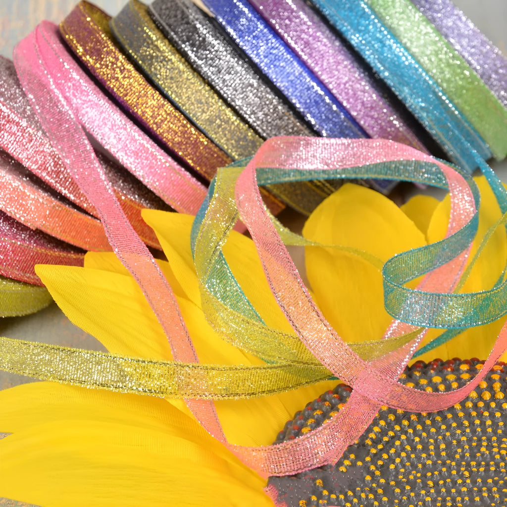 Green onion pattern decorative ribbon with metallic accents on 25-yard roll
