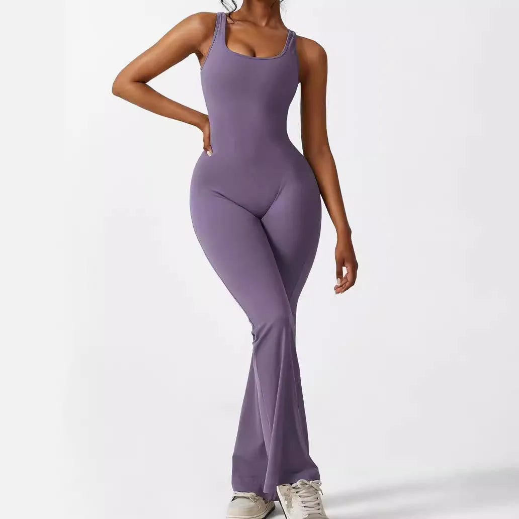 Women's sleeveless flare jumpsuit for yoga in polyester with high elasticity and fashionable waist