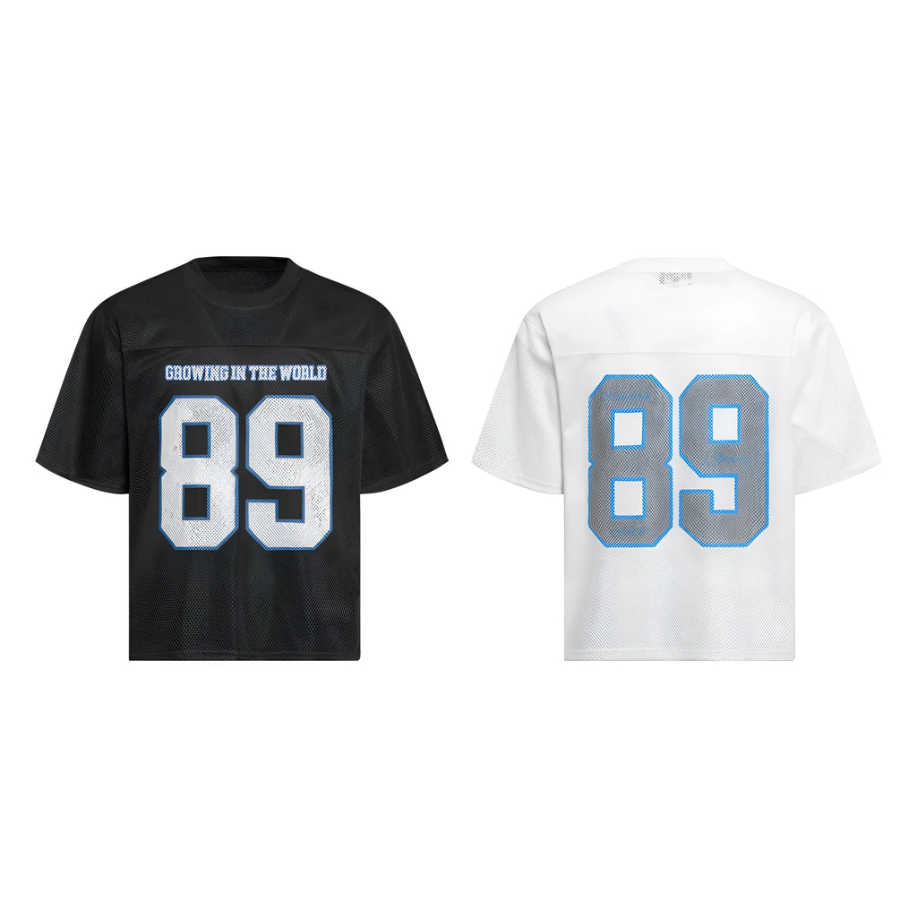 Loose-fitting black and white casual T-shirt with short sleeves in polyester blend fabric