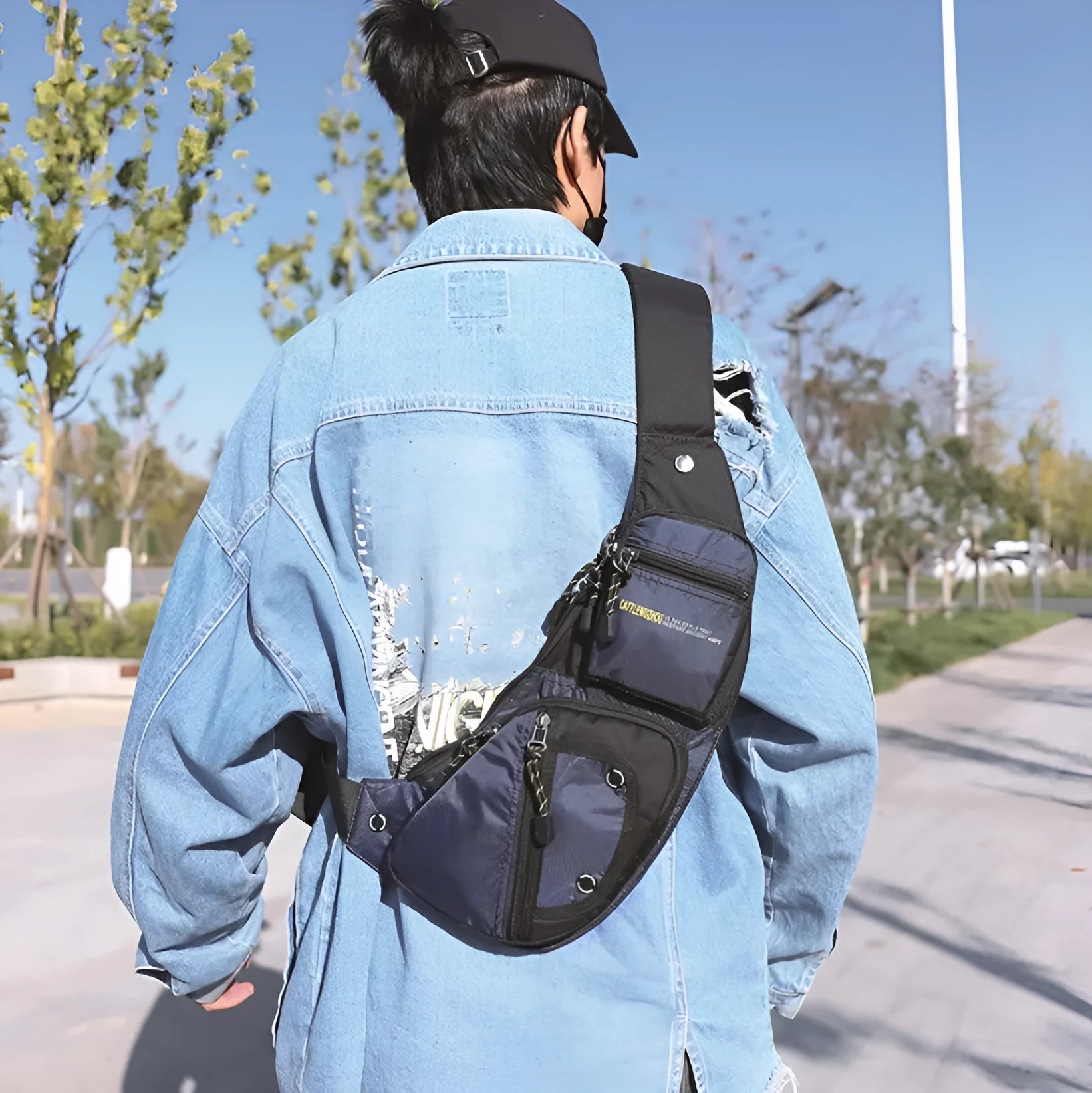 Men's nylon outdoor multi-functional shoulder messenger bag in black with extended storage