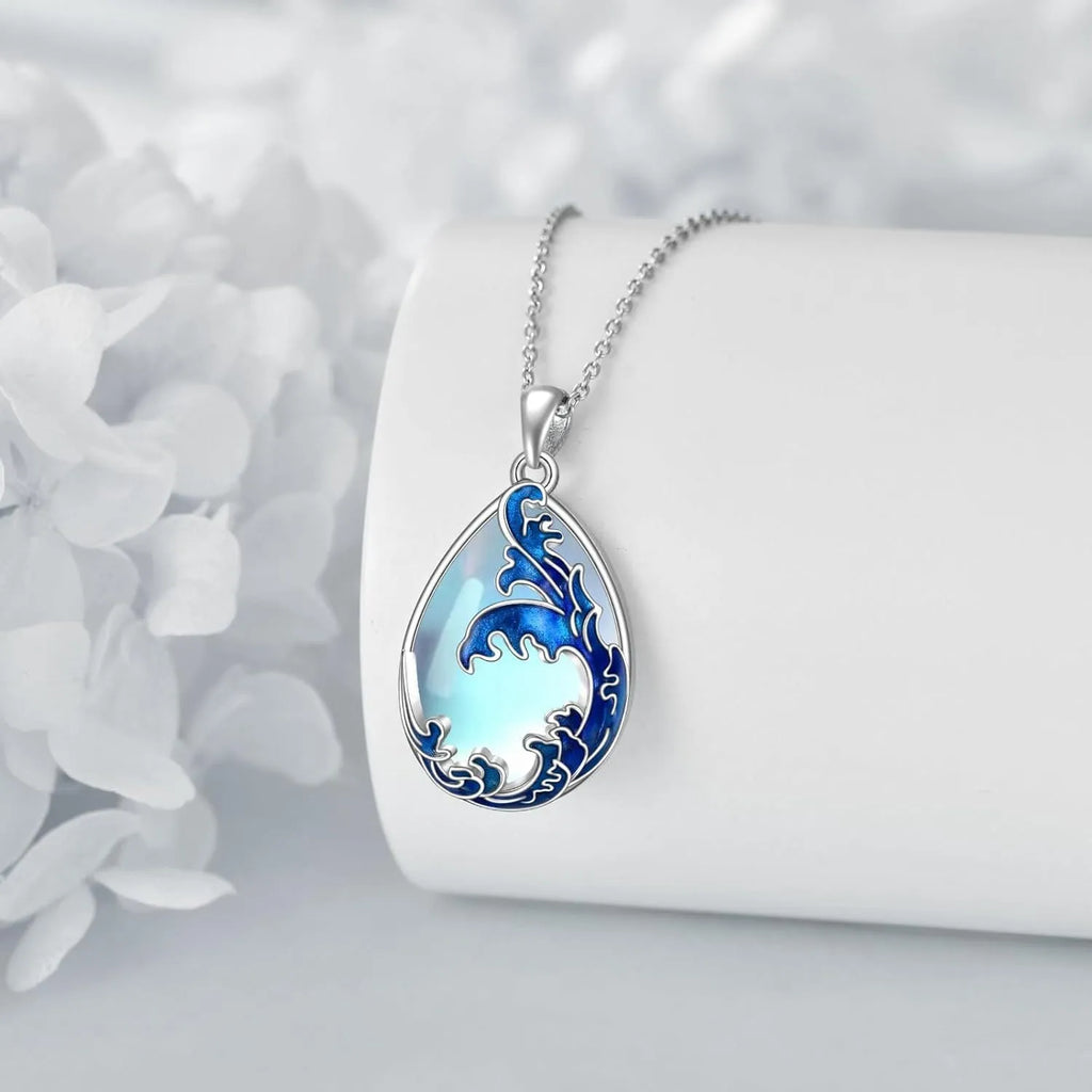 Blue heart-shaped alloy pendant necklace on chain for women