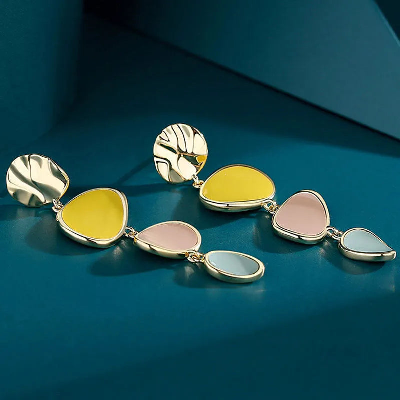 Alloy disc earrings with Morandi three-colour oil drip finish and geometric wafer shape