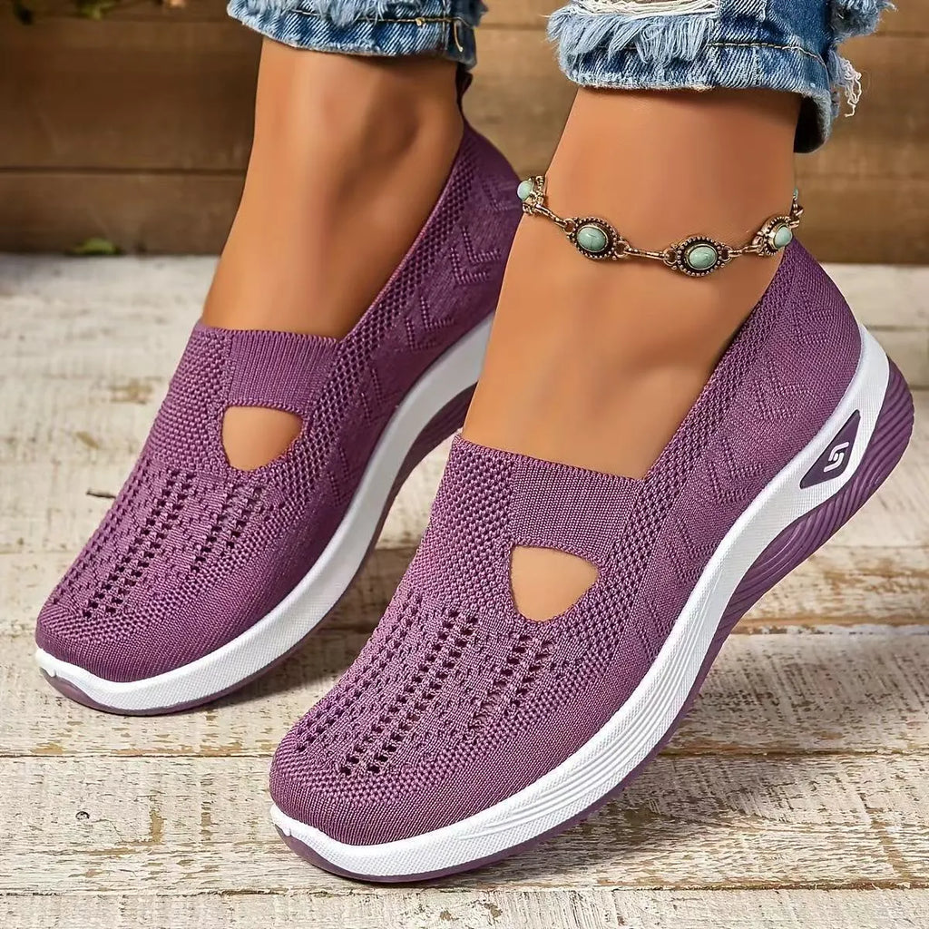 Flat heel mesh walking shoes, round toe, T-strap, solid colour, available in black and grey