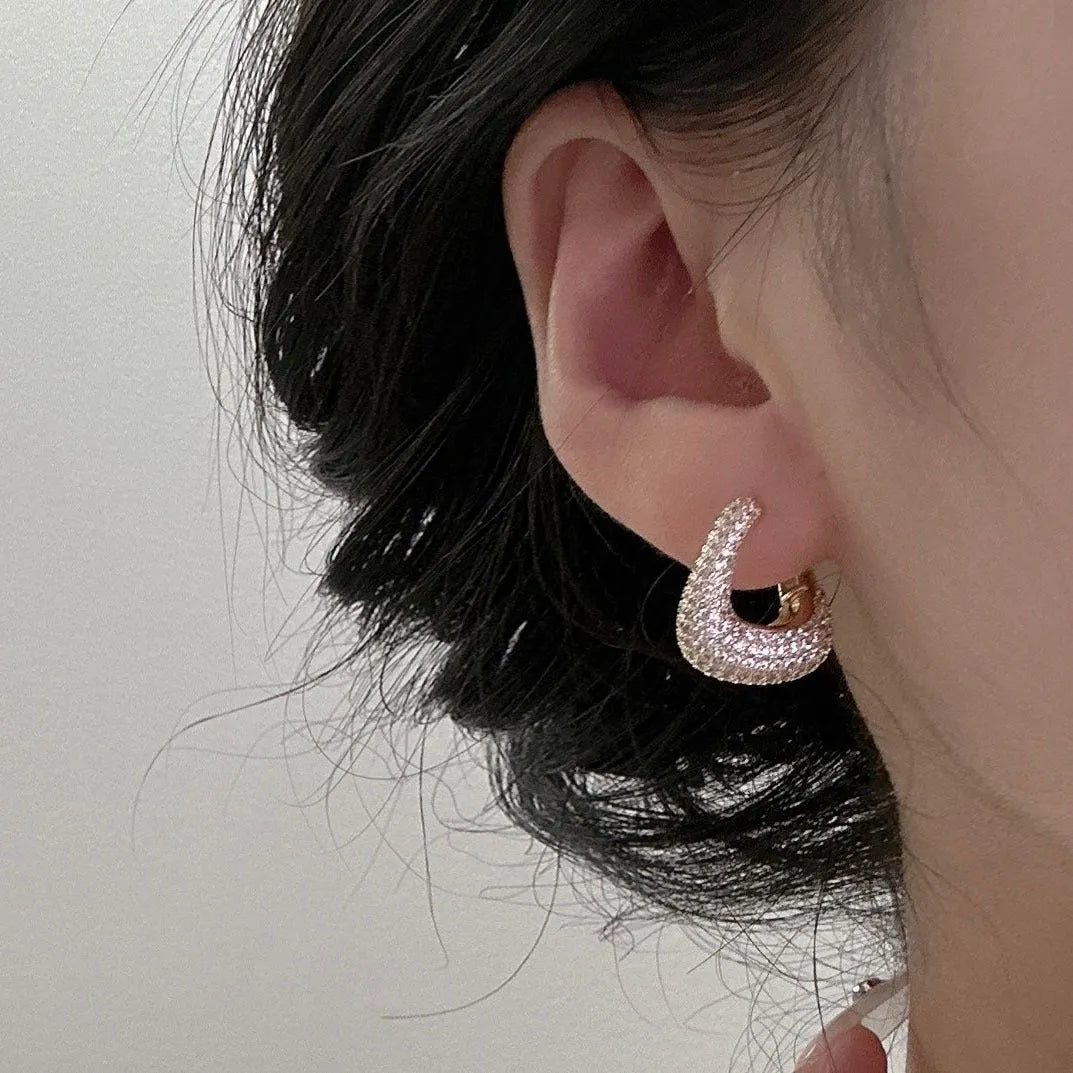 Women's water drop geometric earrings copper-plated gold electroplated finish white gold or 16K gold plating