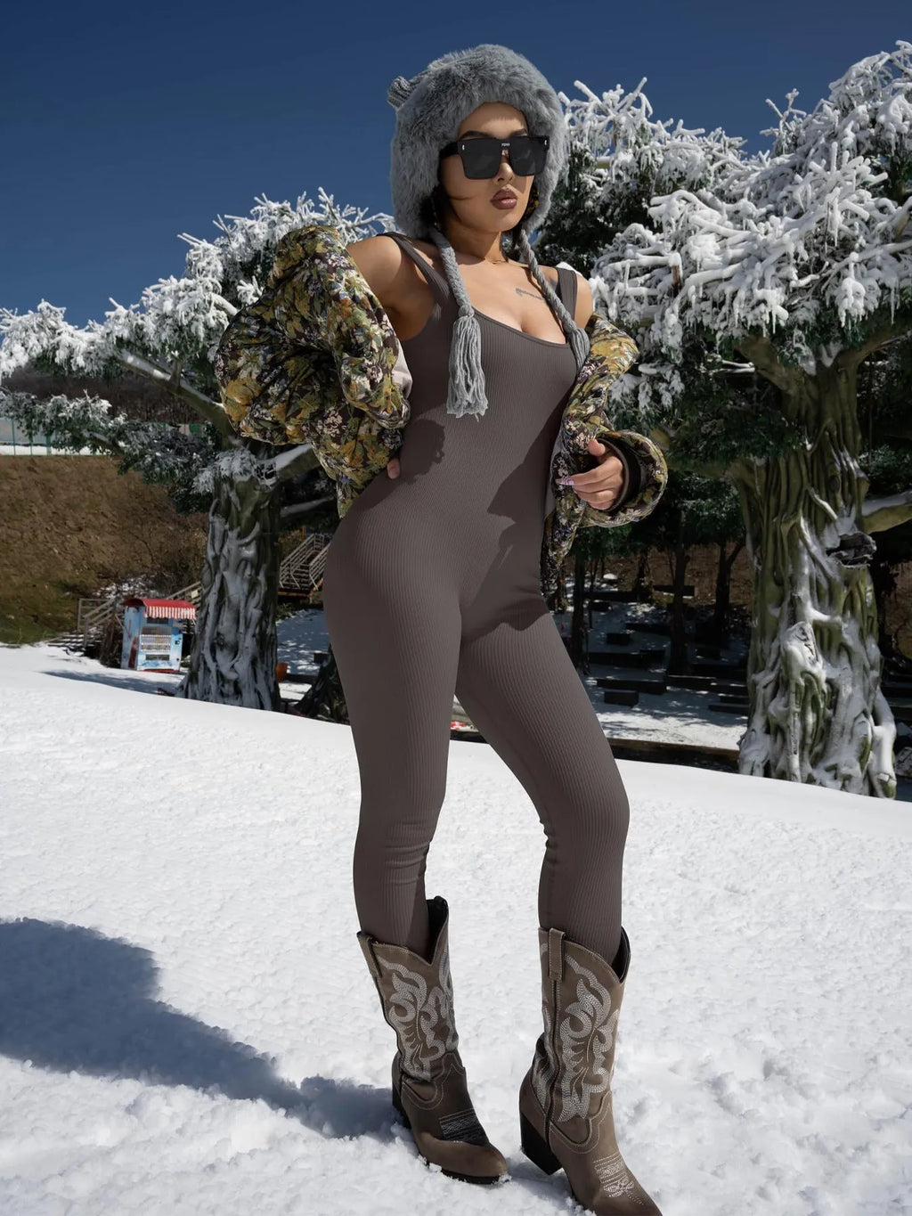 Women's long sleeve suspender tank top tights in spandex with button waist front