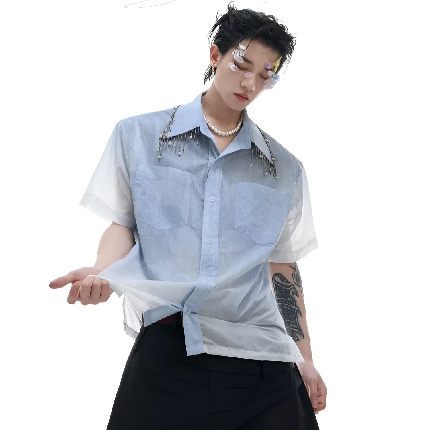 Blue and white gradient men's short sleeve shirt with loose fit for summer casual wear