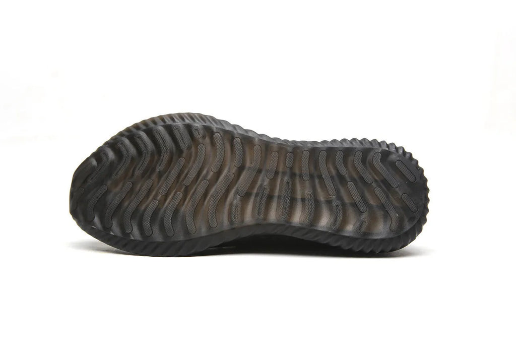 Work safety shoes with steel toe caps in black, featuring EVA shock-absorbing construction