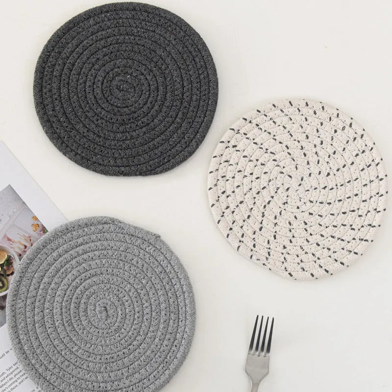 Round cotton cord coaster three-piece set, 18cm diameter, modern simplicity style, available in four colours