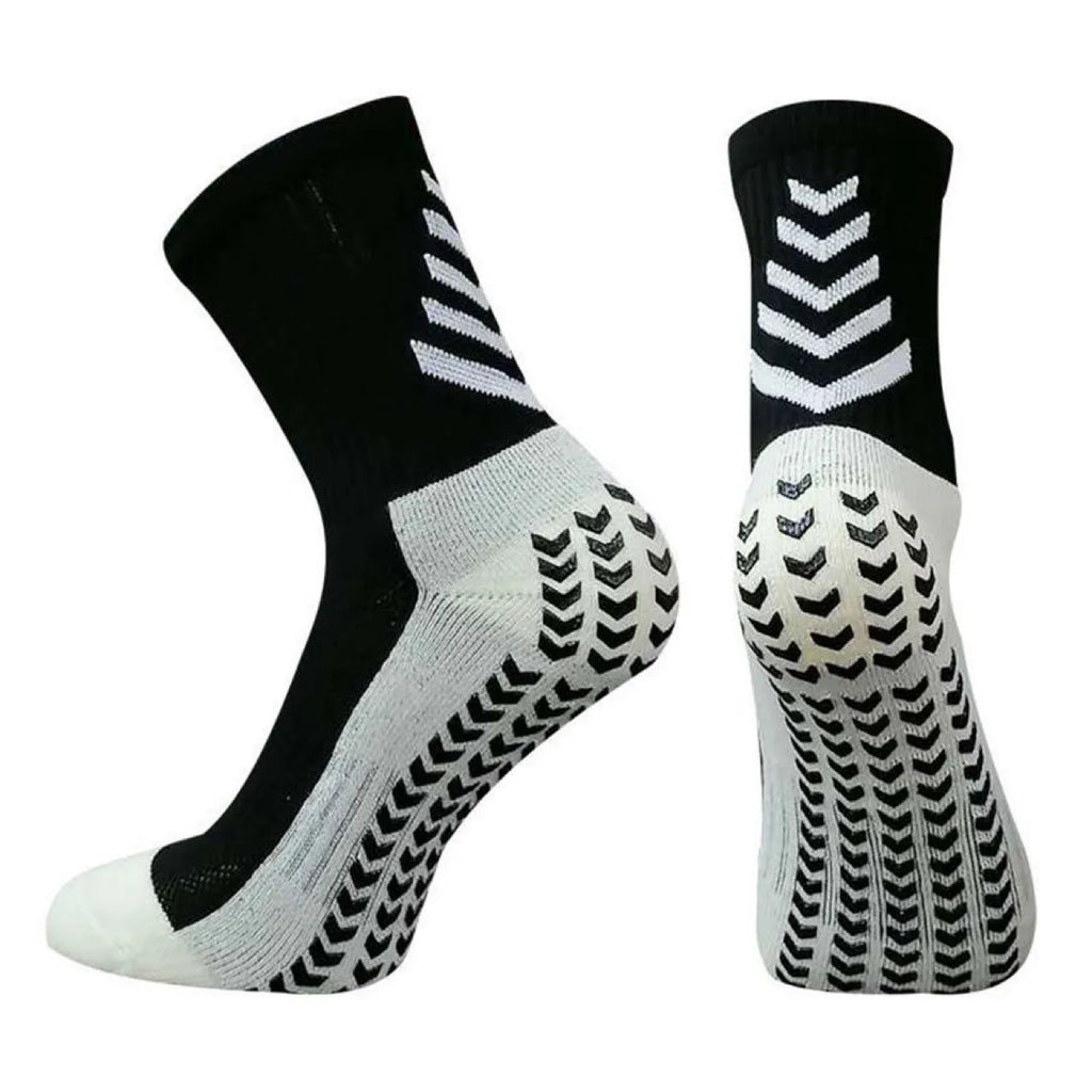 Men's athletic socks with geometric pattern and non-slip silicone grip for football and running
