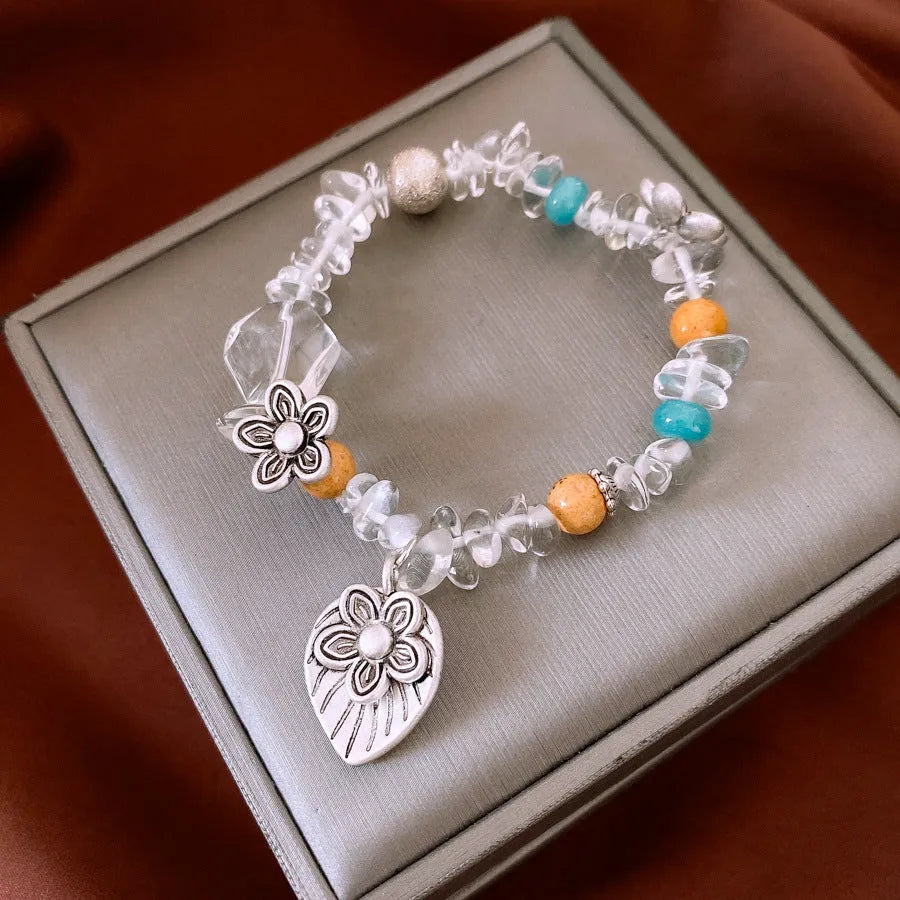 Retro ethnic style gravel flower bracelet for women, alloy electroplated, blue colour variant