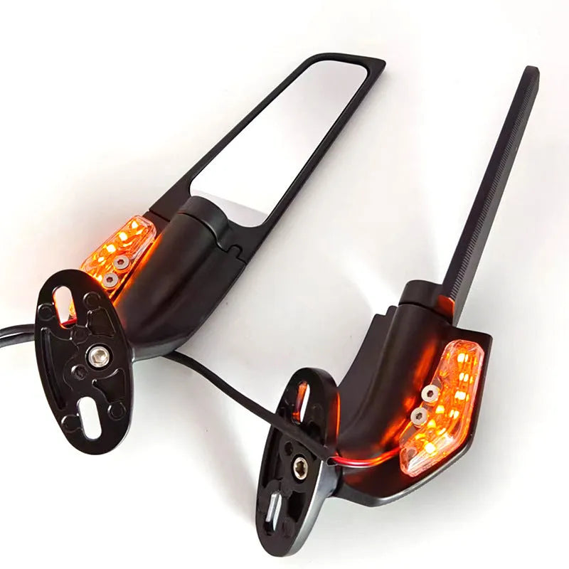 Motorcycle rearview mirror reflector with yellow light and convex lens
