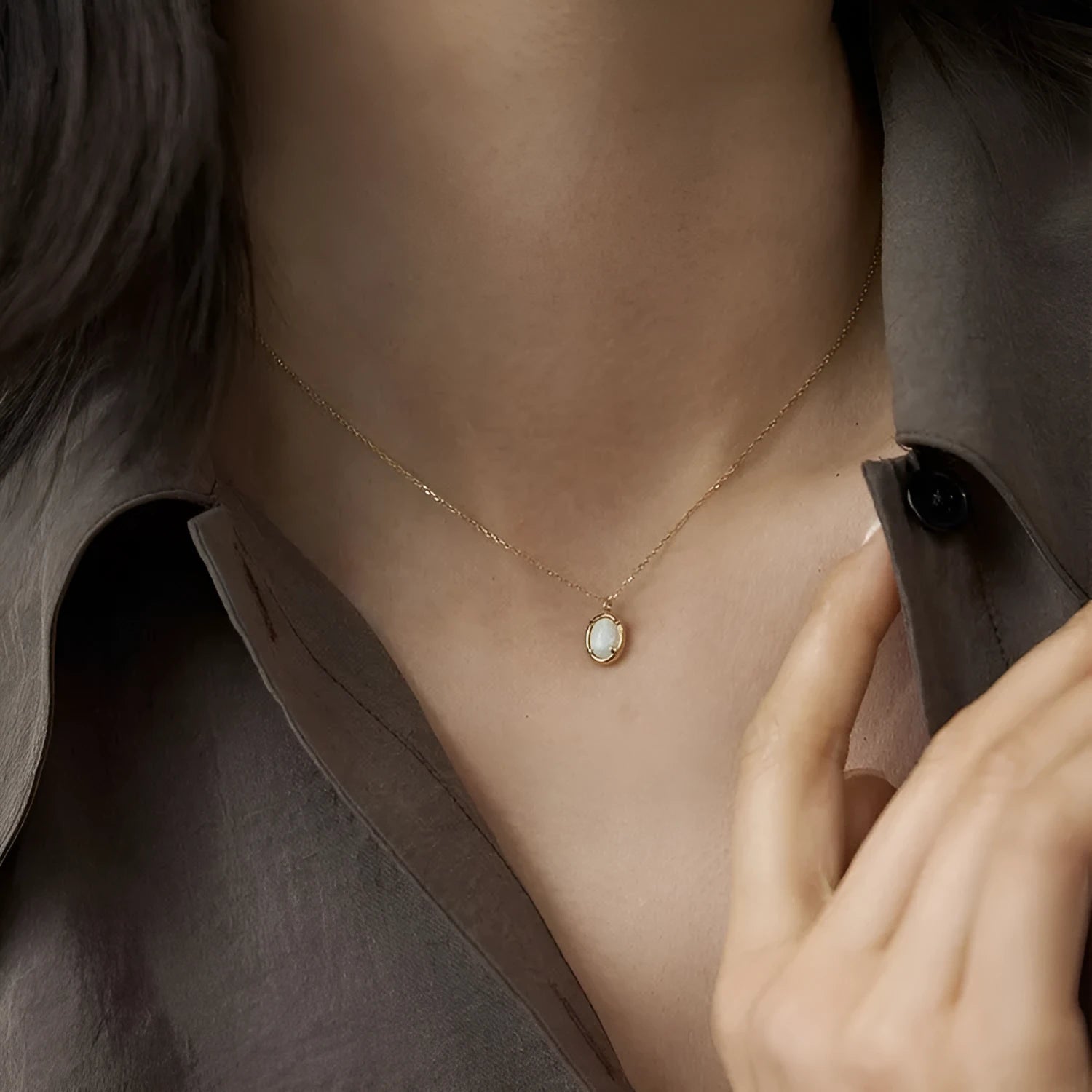 S925 silver oval pendant necklace with jelly opal design in gold or white gold plating options