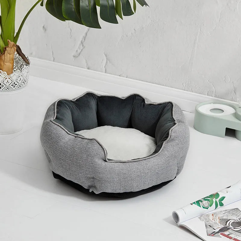 Warm winter pet bed octagonal shape with wool point design and removable mats in blue for cats and small dogs