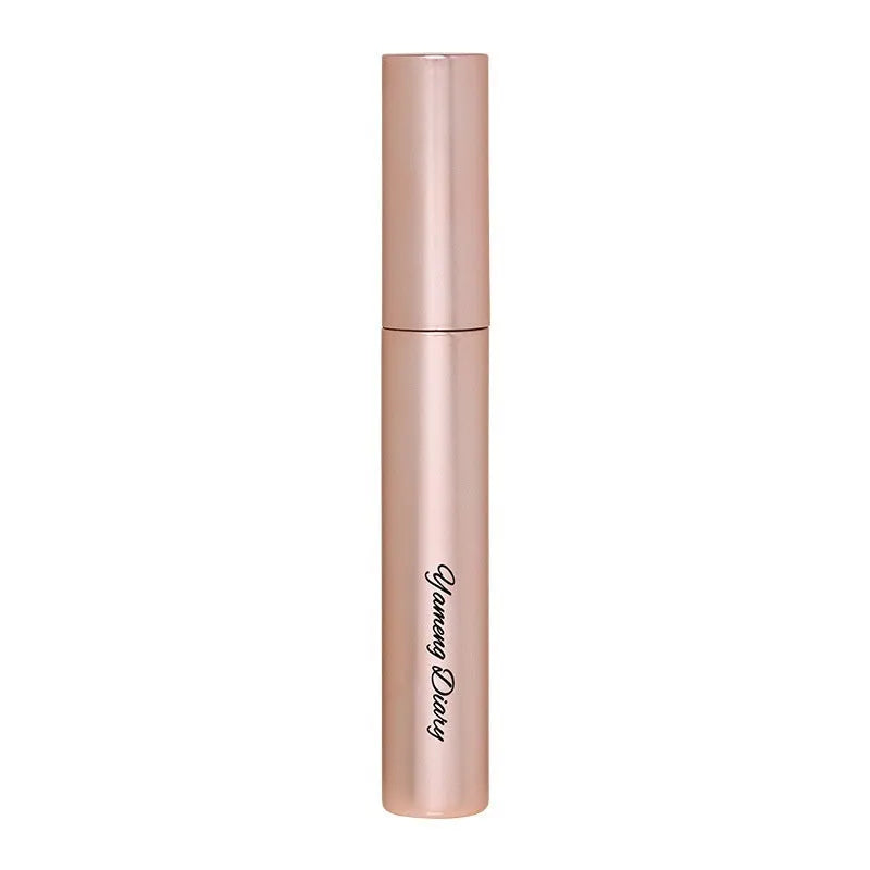 Long Curling Long-lasting Mascara in black and brown shades with wand applicator