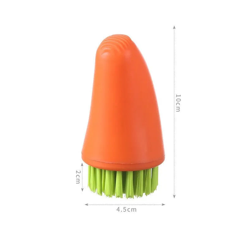 Carrot-shaped kitchen brush with nylon bristles in orange and white colour options