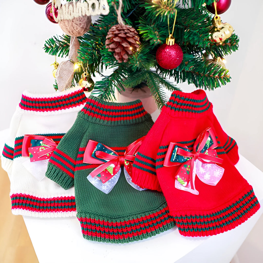 Christmas dog jumper in red polyester fleece with festive pattern for medium-sized dog