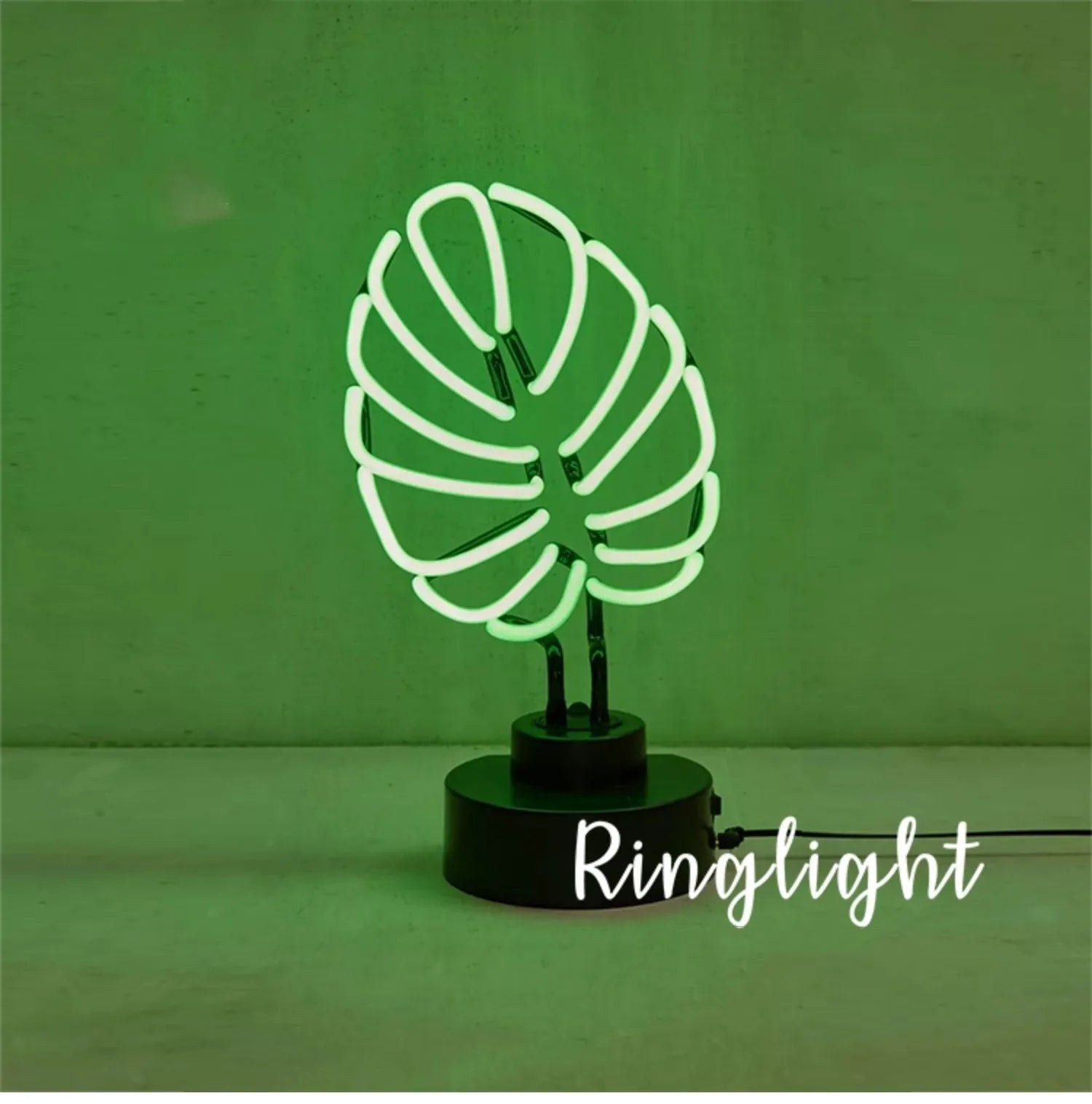 Handmade bamboo shaped desktop lamp with USB cable in white and green