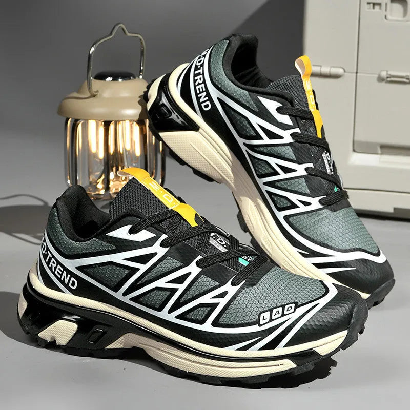 Low-top outdoor hiking shoes in multiple colours with lace-up front and rubber soles