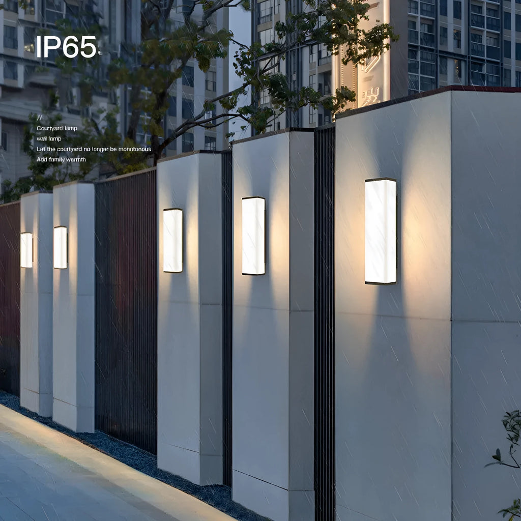 60cm tall outdoor wall light with stainless steel construction and polycarbonate components, wall-mounted with IP65 waterproof rating