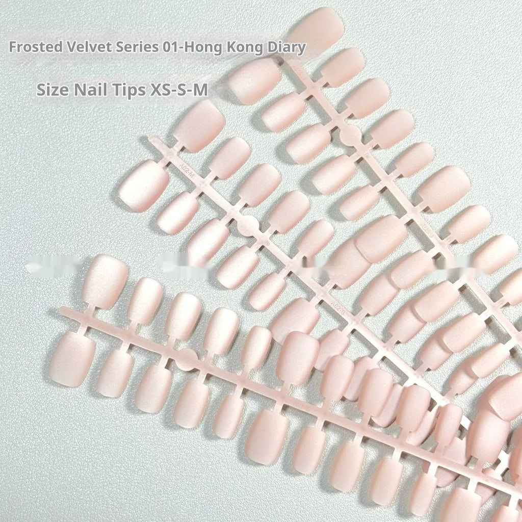 Frosted velvet Cat's Eye false nails with Aurora light effect in short ladder sizing