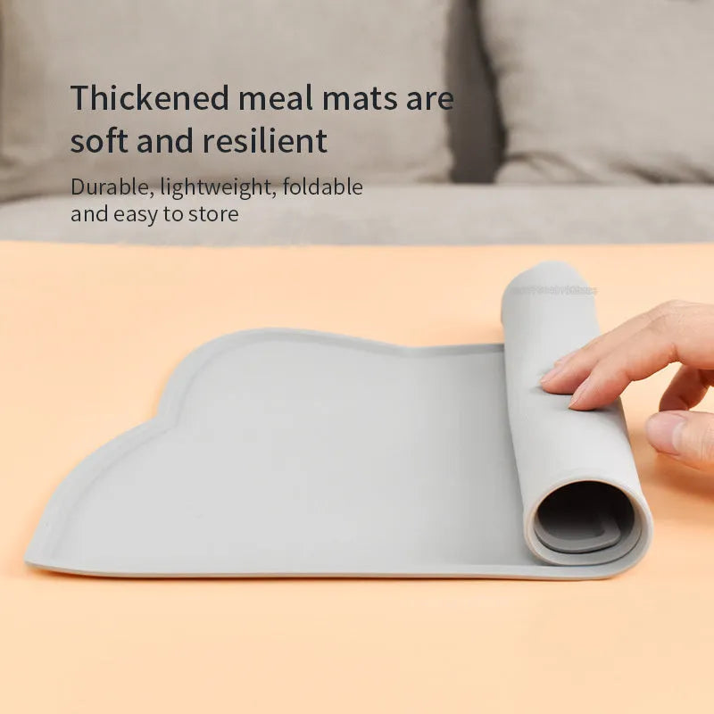 Solid colour waterproof silicone pet feeding mat for dog or cat, 44x24 cm, in blue