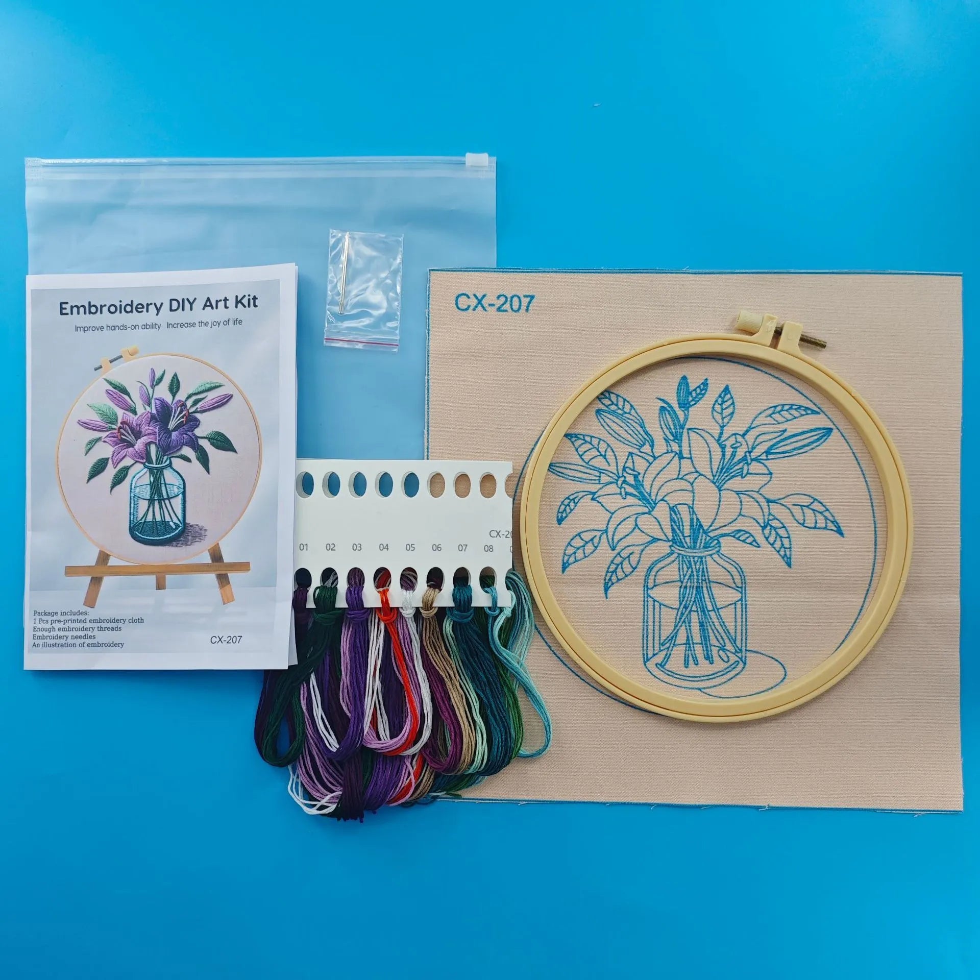 Purple lily flower embroidery pattern on 28x28cm cotton and linen cloth with imitation bamboo frame stand