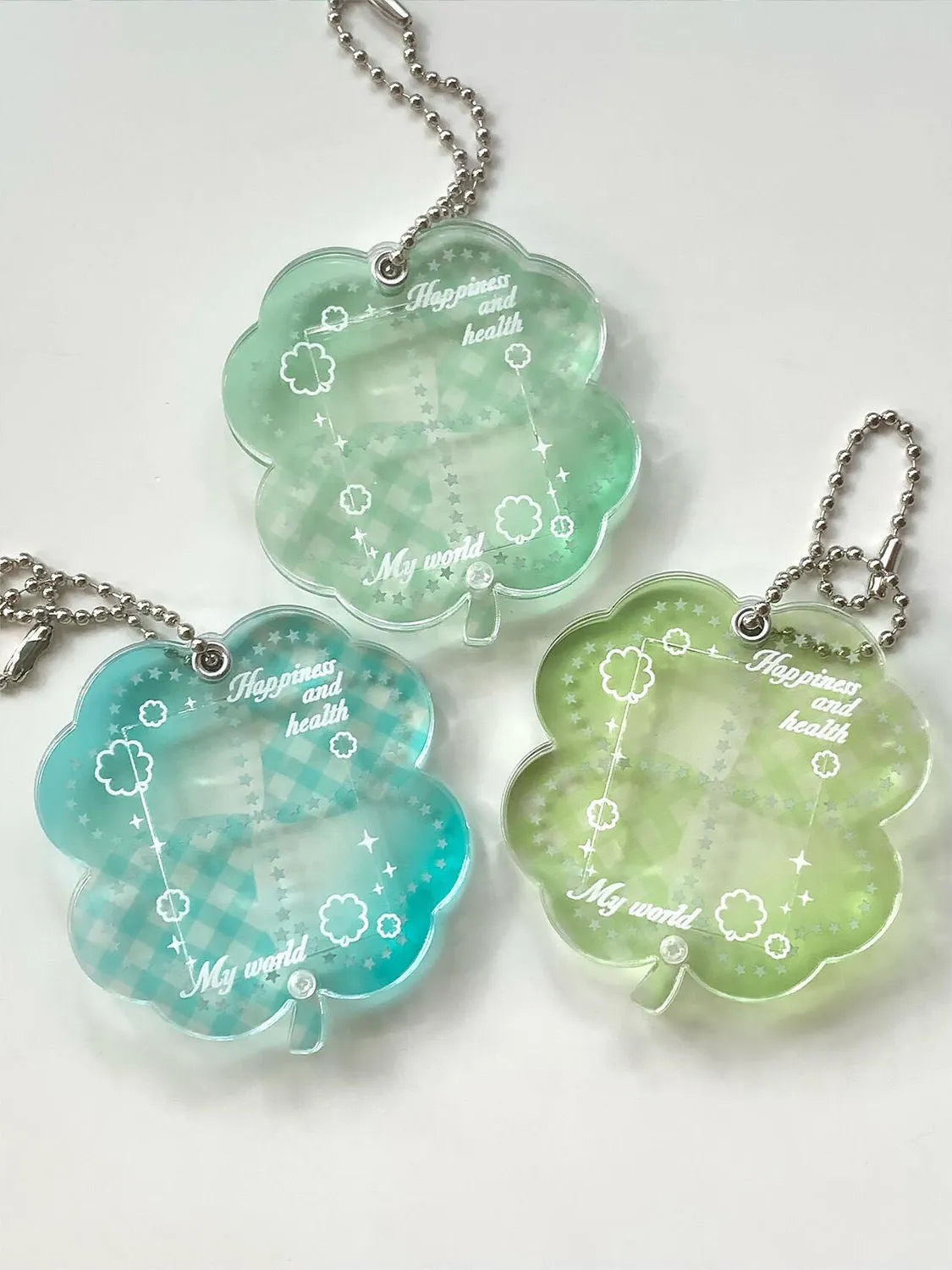 Four-leaf clover pendant acrylic phone lanyard keychain in elegant blue colour
