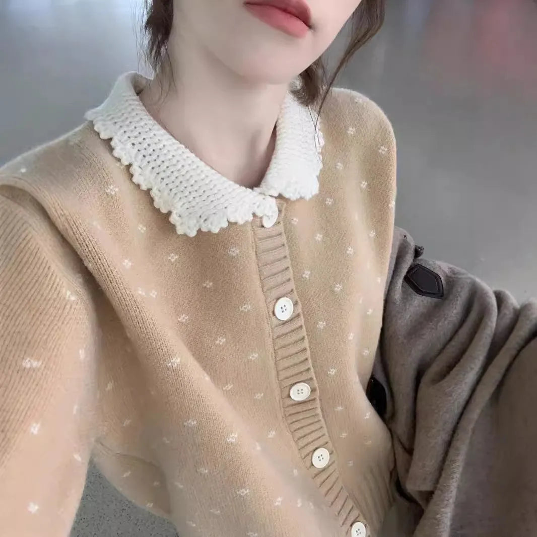 Retro Peter Pan collar floral pattern knitted cardigan coat in polyester fabric