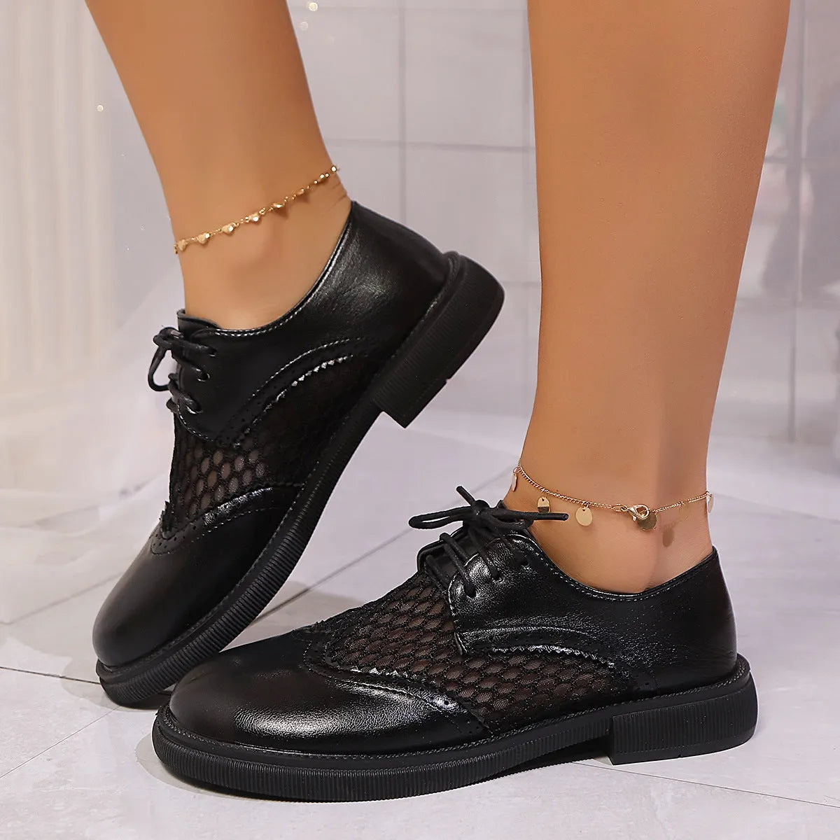 Women's mid heel lace-up mesh PU leather shoes, black single colour, low square heel, round toe design