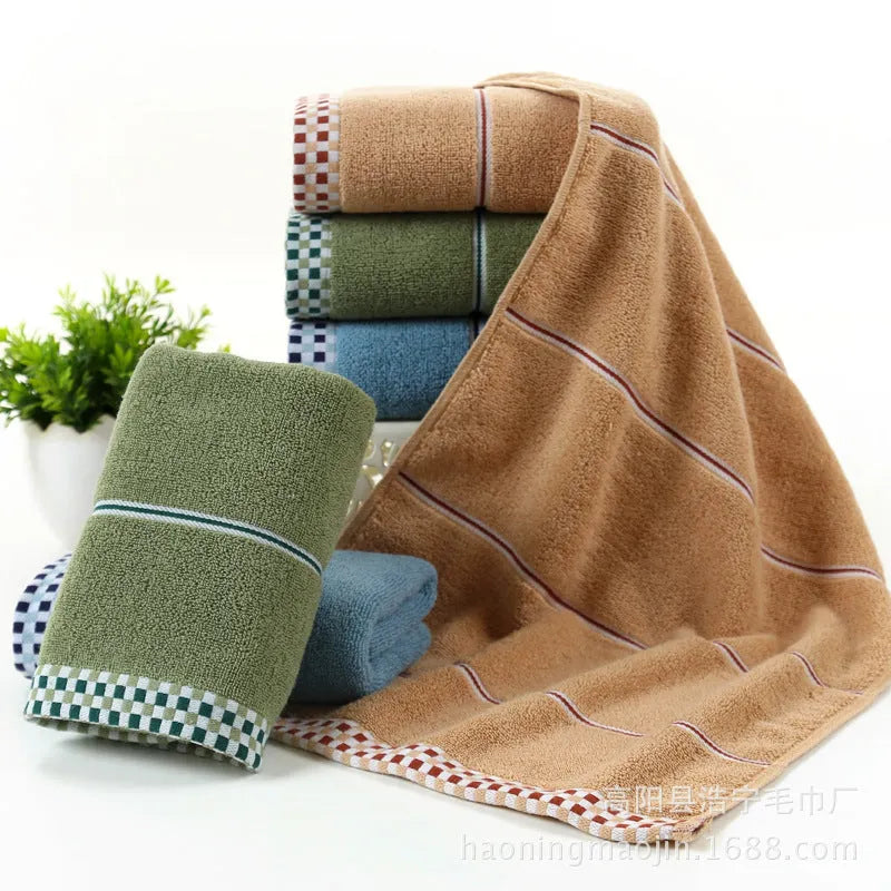 Soft absorbent pure cotton houndstooth facial towel 35x75cm in grey, blue, and green colours
