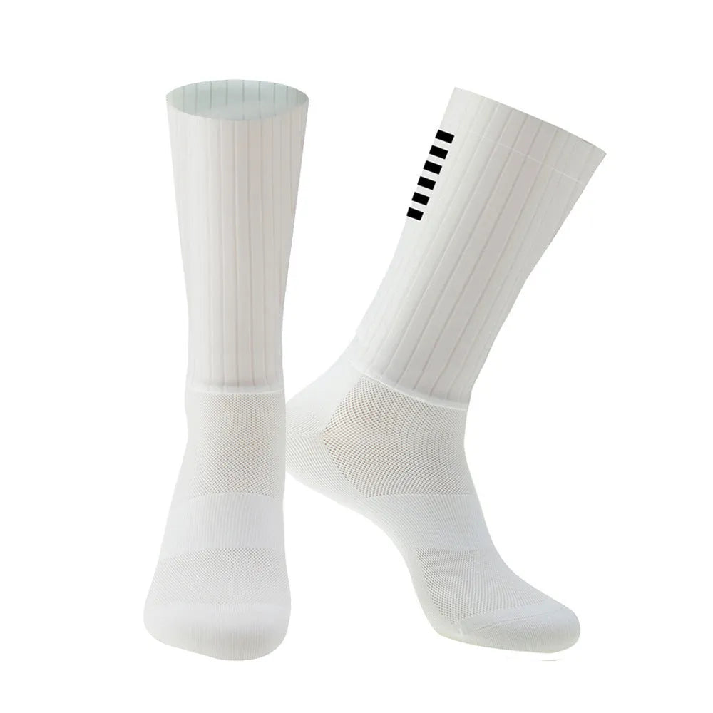 Athletic cycling socks in orange, black, purple, white, grey or dark blue with moisture-wicking fabric