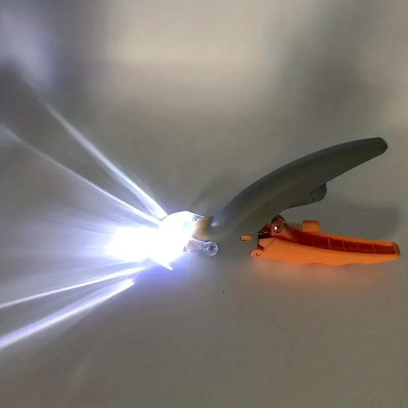 Yellow LED pet nail trimmer with magnifying glass nail catcher and steel blades for cats and dogs