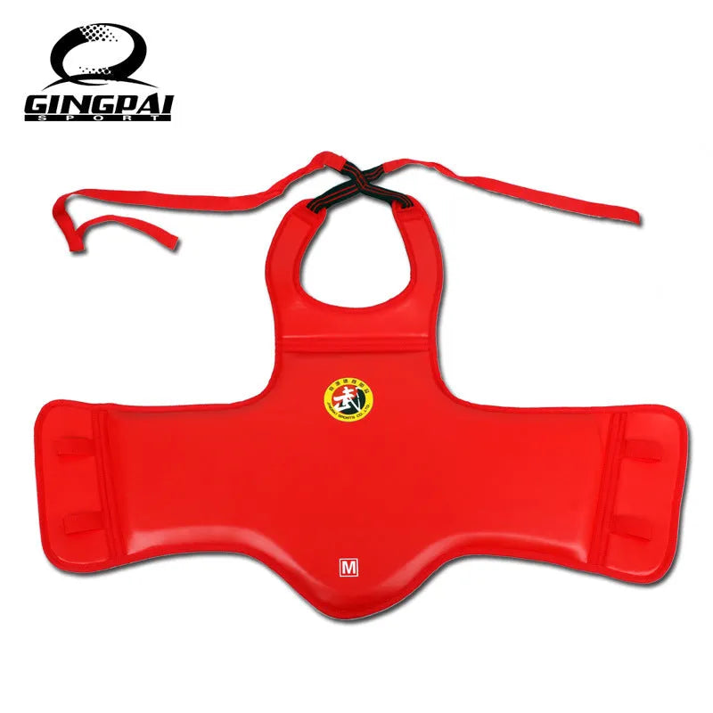 Boxing helmet and one-piece chest protector in PU material, black colour, with adjustable fit for training and competition